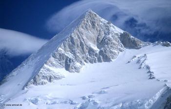 GasherbrumII GII486 Everest © R.Dujmovits www.amical.de.jpg