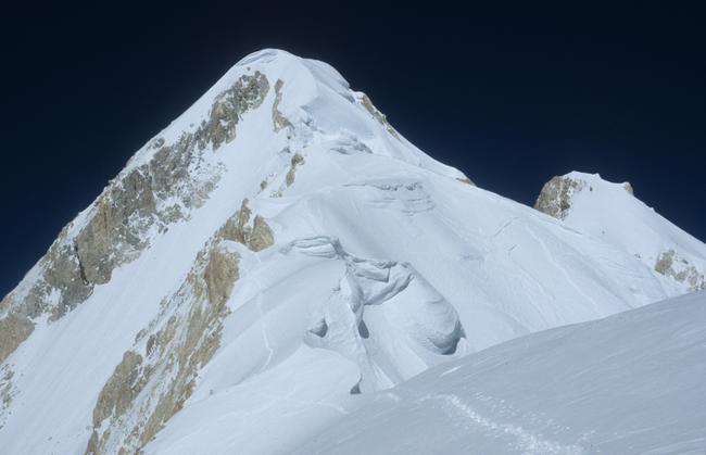 Gasherbrum II (41) © Cedric HÄHLEN.jpg